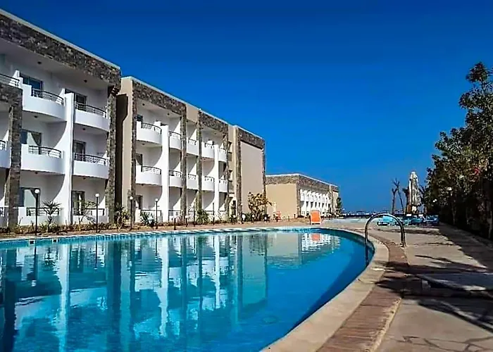 Cecelia Hotel