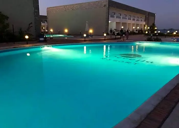 Cecelia Hotel 3*